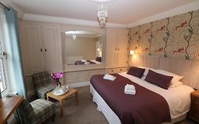 Four Seasons Guesthouse